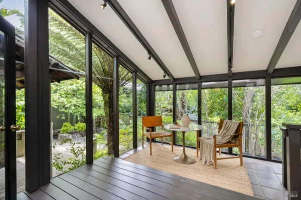 $1,895,000 | 53 Sir Francis Drake Boulevard, Ross, CA 94957