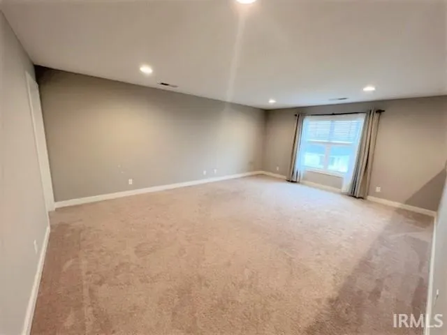 $2,400 | 5943 Brookstone Drive, Newburgh, IN 47630