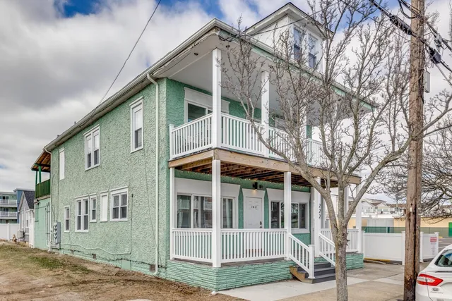 $499,999 | 222 East Burk Avenue, Unit 4, Wildwood, NJ 08260