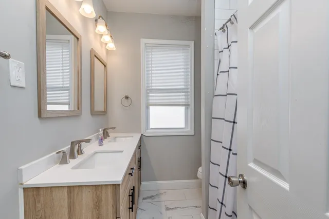 $499,999 | 222 East Burk Avenue, Unit 4, Wildwood, NJ 08260