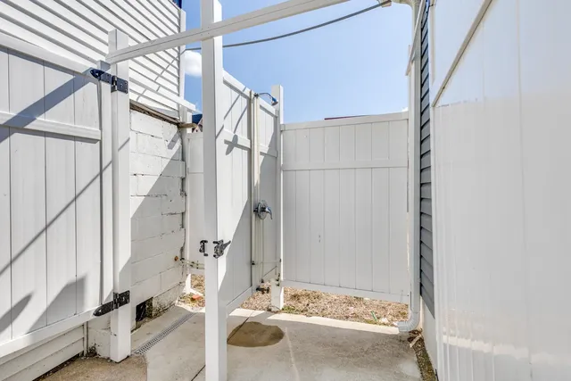 $499,999 | 222 East Burk Avenue, Unit 4, Wildwood, NJ 08260