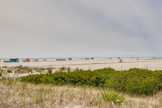 $499,999 | 222 East Burk Avenue, Unit 4, Wildwood, NJ 08260