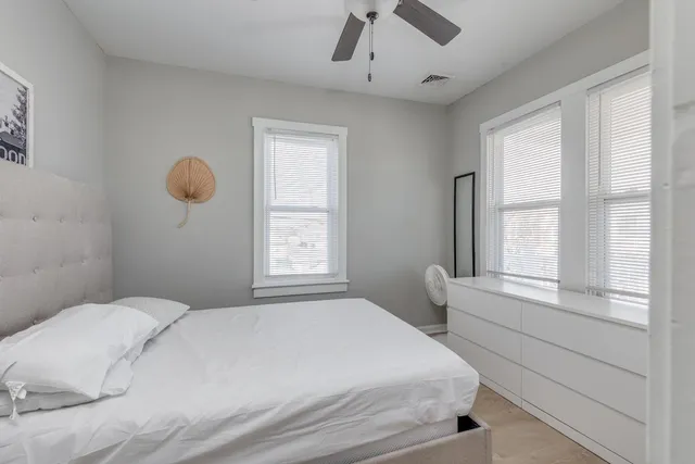 $499,999 | 222 East Burk Avenue, Unit 4, Wildwood, NJ 08260