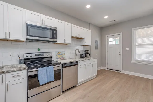 $499,999 | 222 East Burk Avenue, Unit 4, Wildwood, NJ 08260