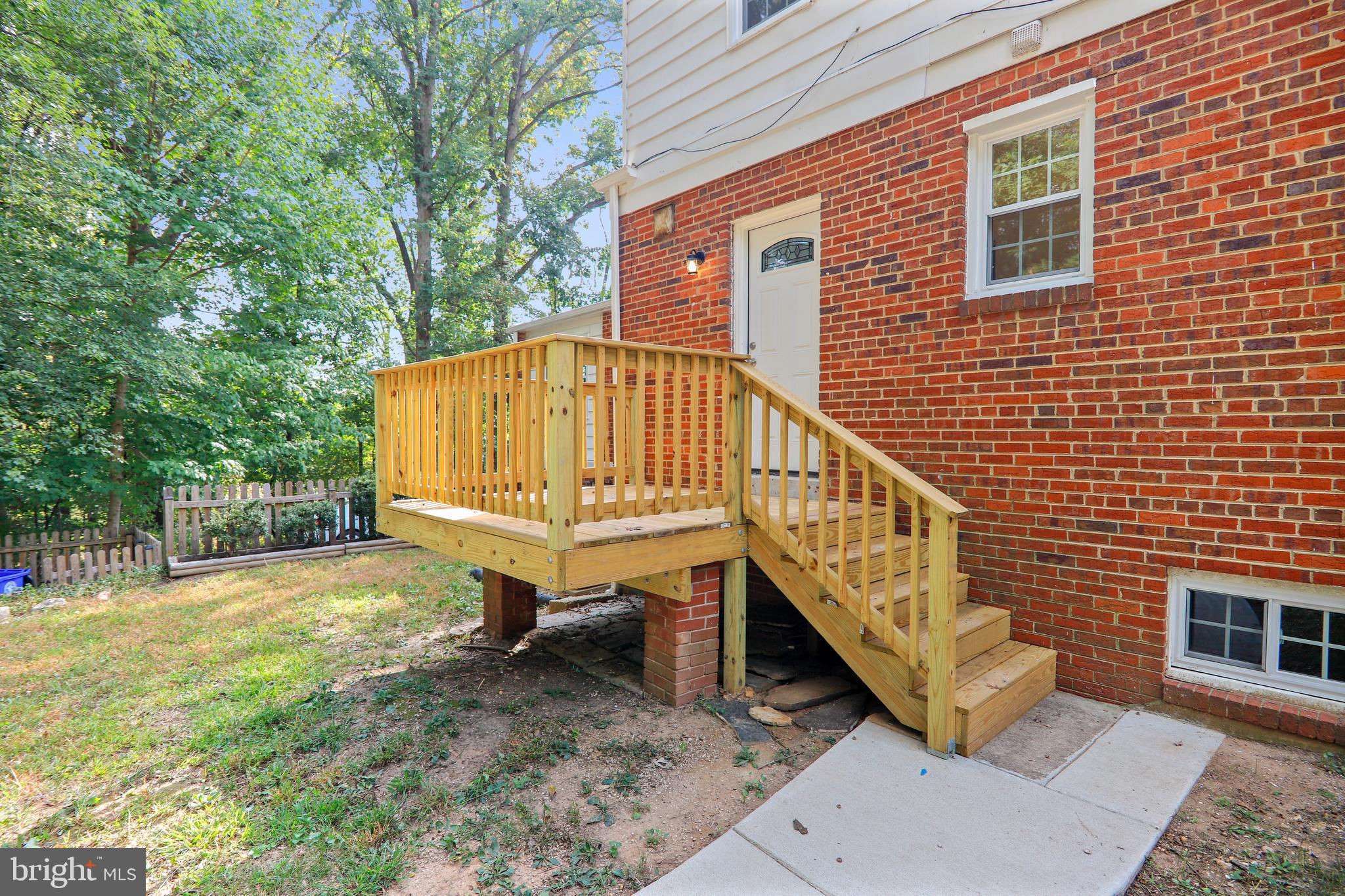 1509 Forest Glen Road Silver Spring, MD 20902 - Photo 25 of 29 New Wood Deck Off Of Kitchen