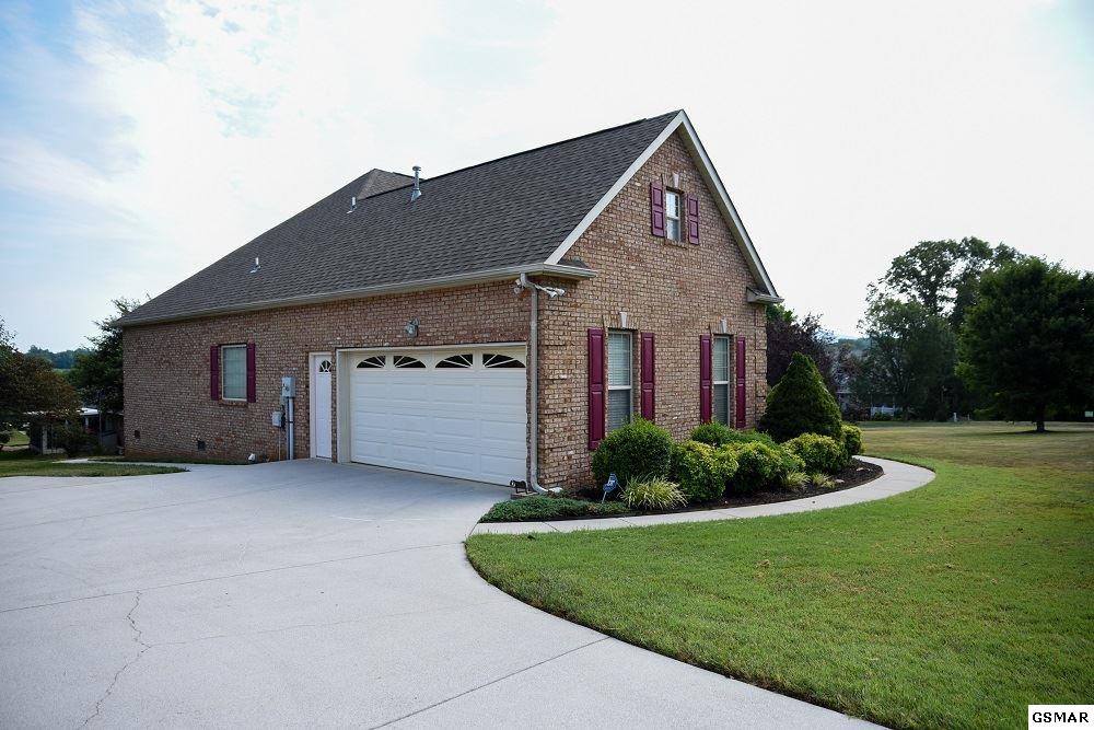 2015 James Road Sevierville, TN 37876 - Photo 26 of 28 Gallery Image 26