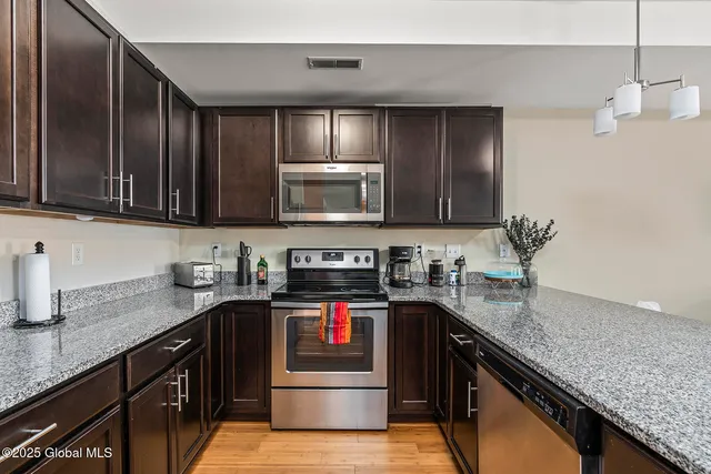 $499,000 | 126 Jefferson Street, Albany, NY 12210