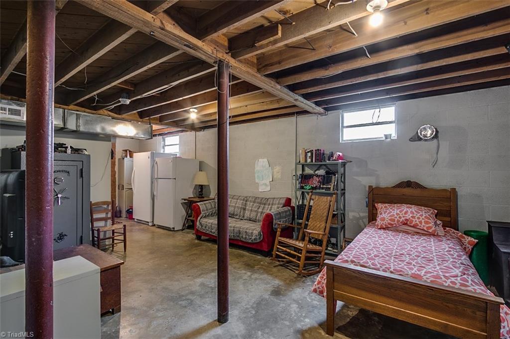 1008 Hub Morris Road Asheboro, NC 27203 - Photo 16 of 30 Gallery Image 16
