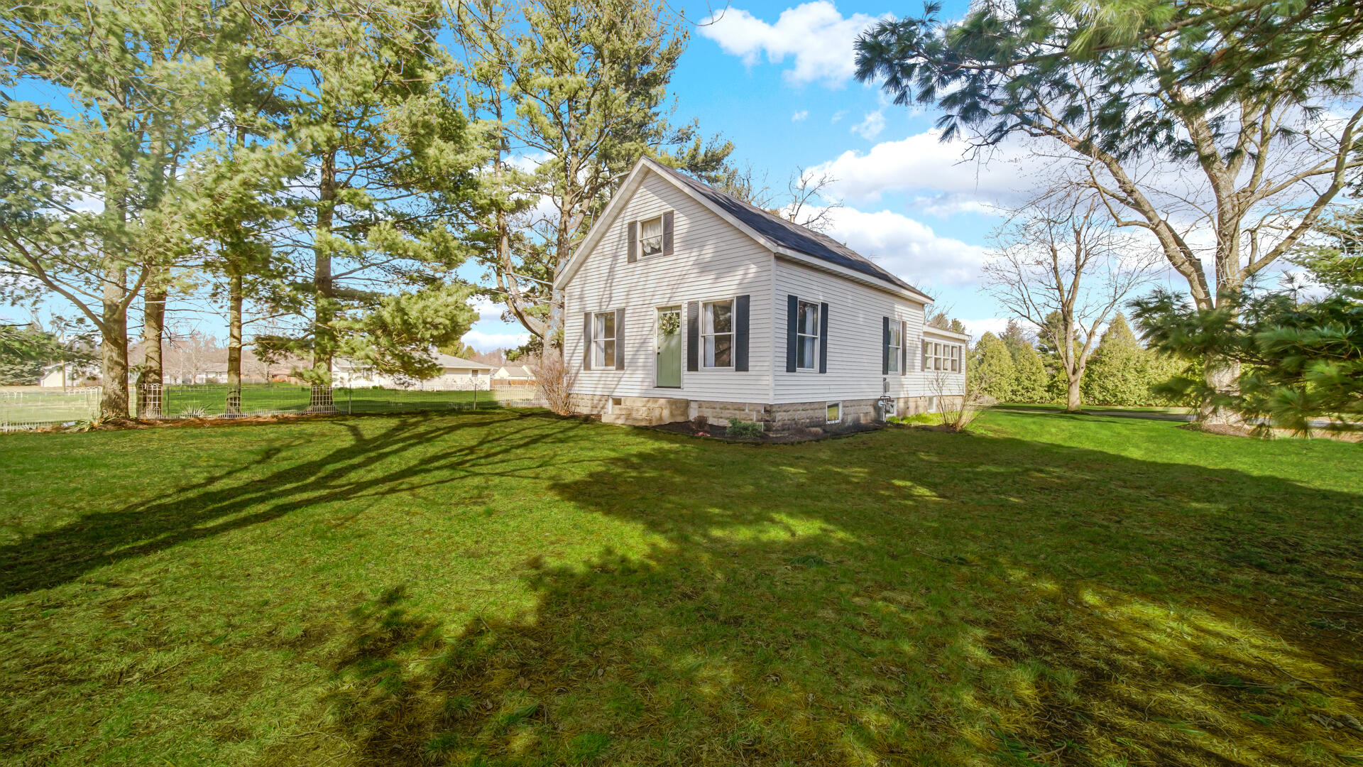 11341 North 900 West Demotte, IN 46310 - Photo 1 of 24 1920x1080