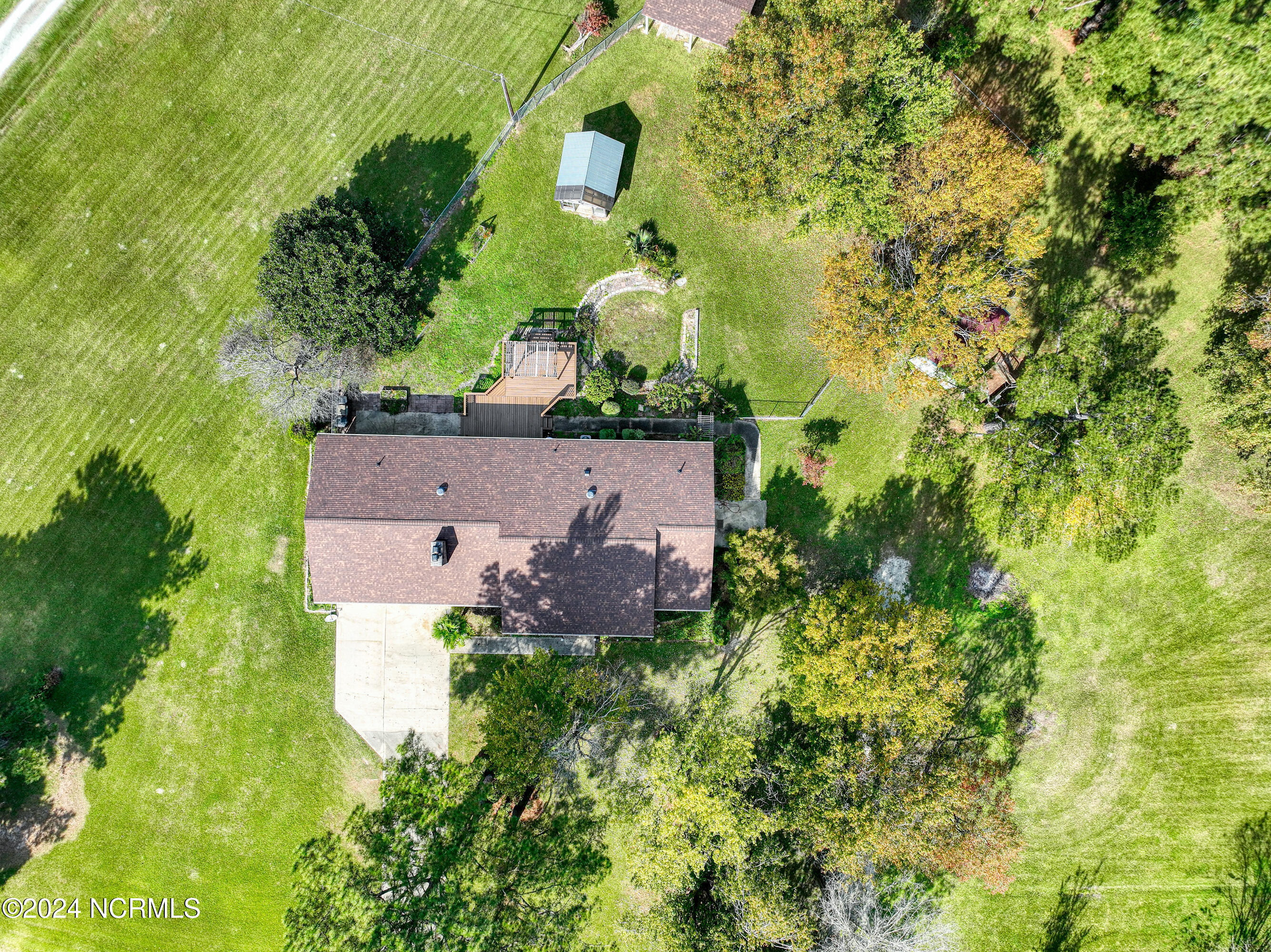 209 Justice Road Jacksonville, NC 28540 - Photo 73 of 76 DJI_0426_11