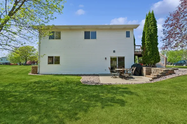 $375,000 | 402 13th Avenue Northeast, Buffalo, MN 55313
