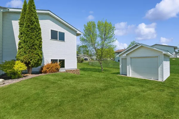 $375,000 | 402 13th Avenue Northeast, Buffalo, MN 55313