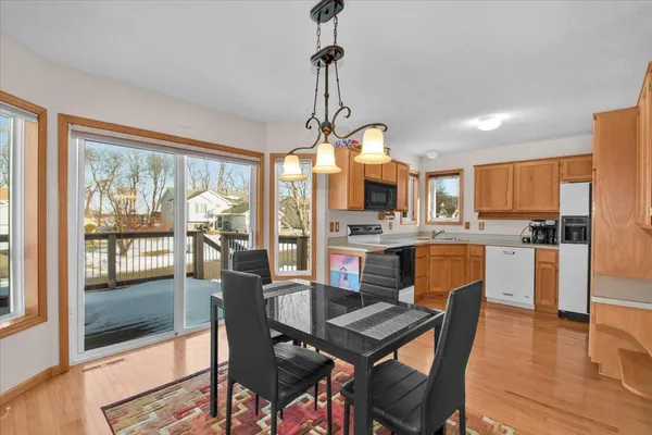 $375,000 | 402 13th Avenue Northeast, Buffalo, MN 55313