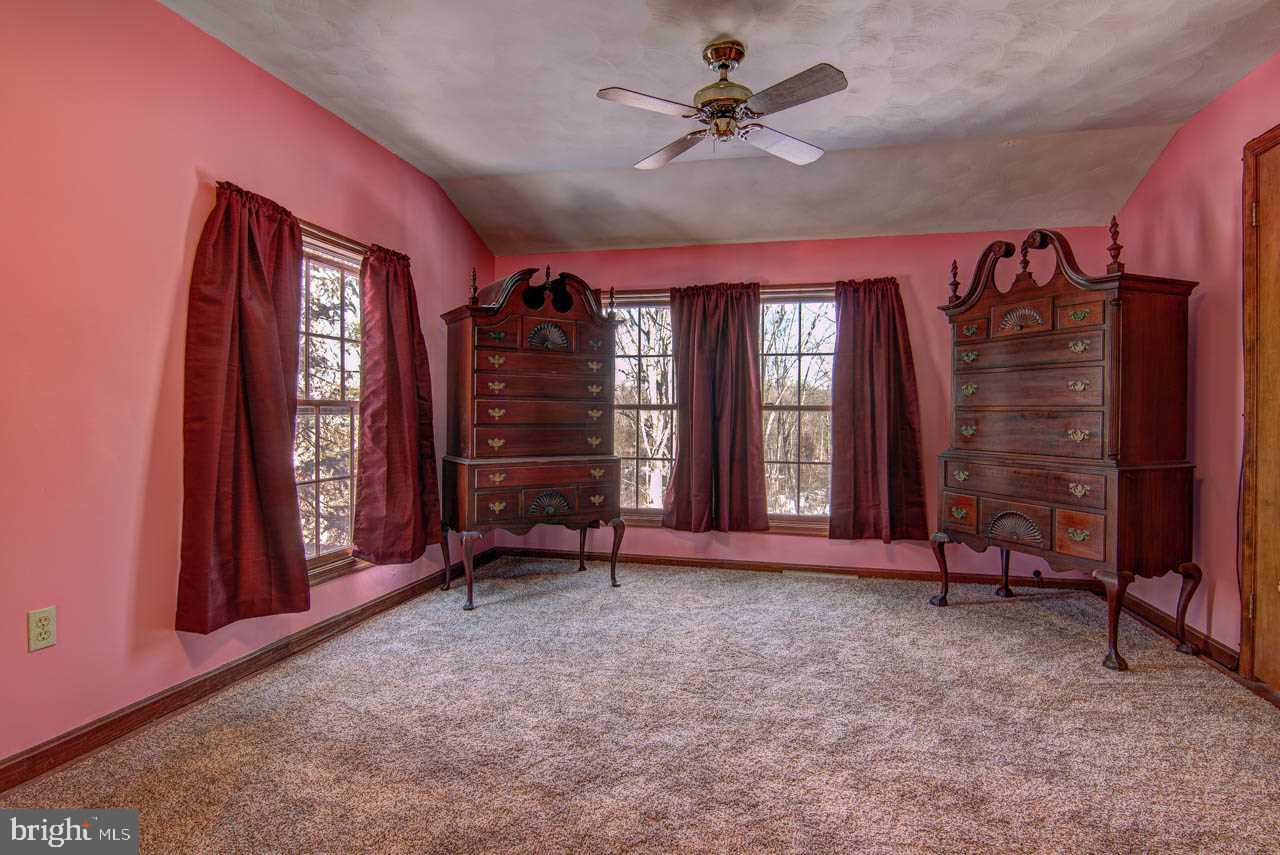 1140 Hanover Road Gettysburg, PA 17325 - Photo 21 of 30 Gallery Image 21