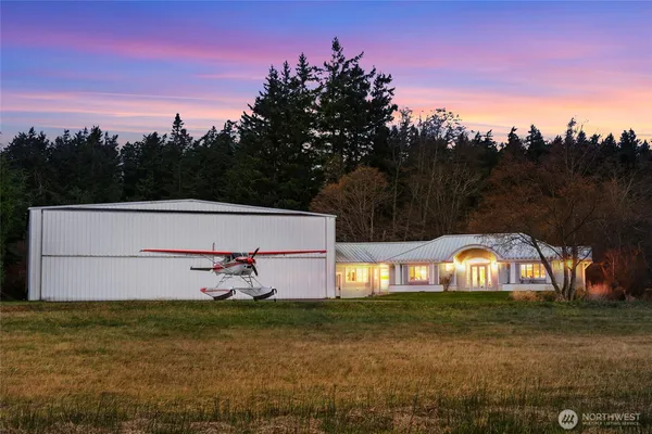 $2,000,000 | 276 Aviator Drive, Orcas Island, WA 98245
