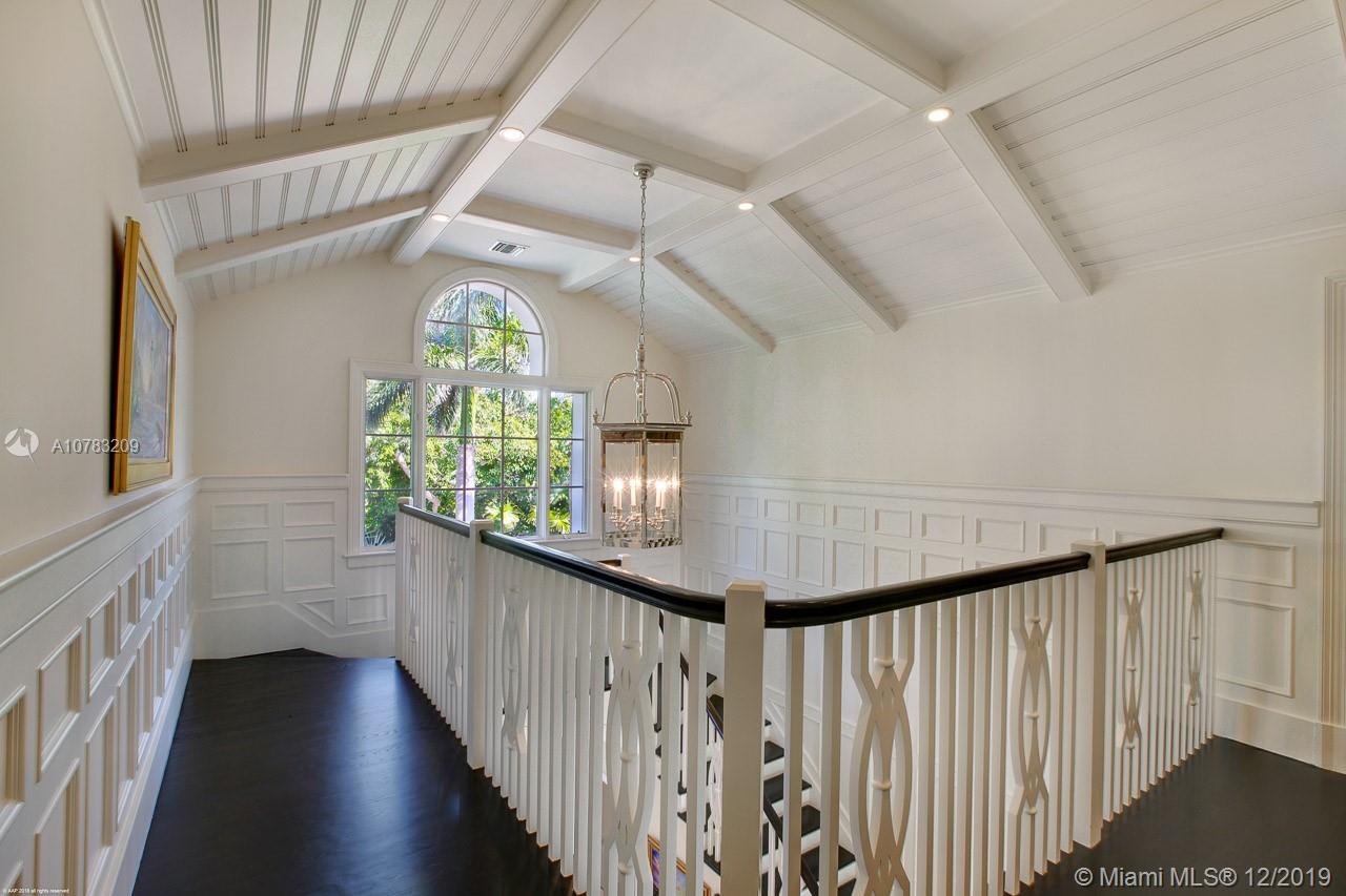 202 Gomez Road Hobe Sound, FL 33455 - Photo 23 of 36 Upstairs Gallery