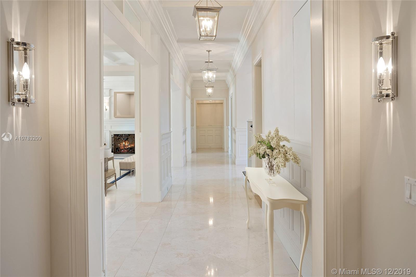 202 Gomez Road Hobe Sound, FL 33455 - Photo 8 of 36 Wide Hallways