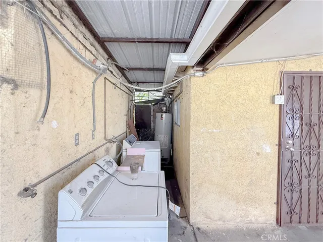 $349,900 | 1424 West 152nd Street, Compton, CA 90220