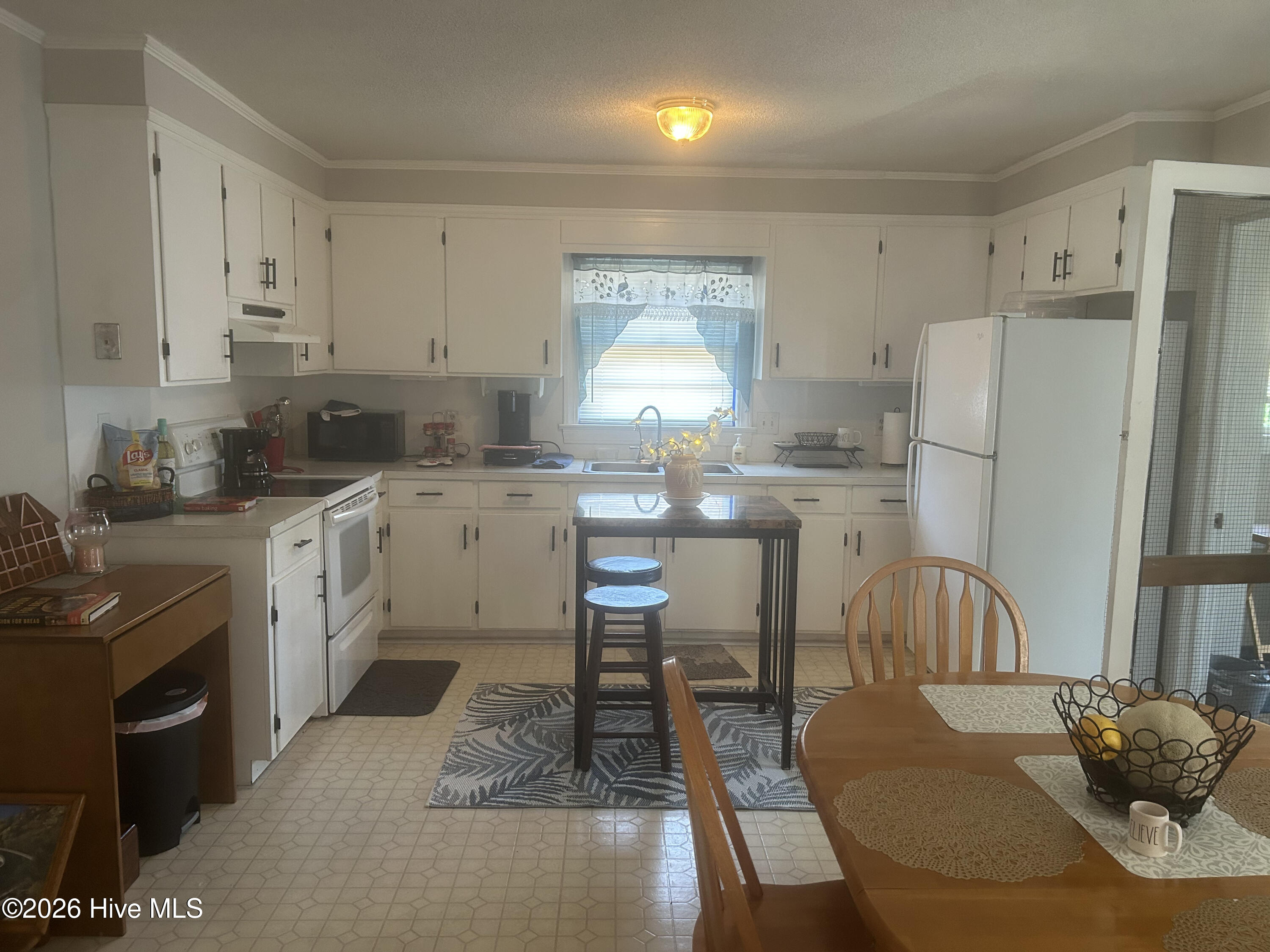 4083 North Pitt Street Ayden, NC 28513 - Photo 5 of 17 kitchen