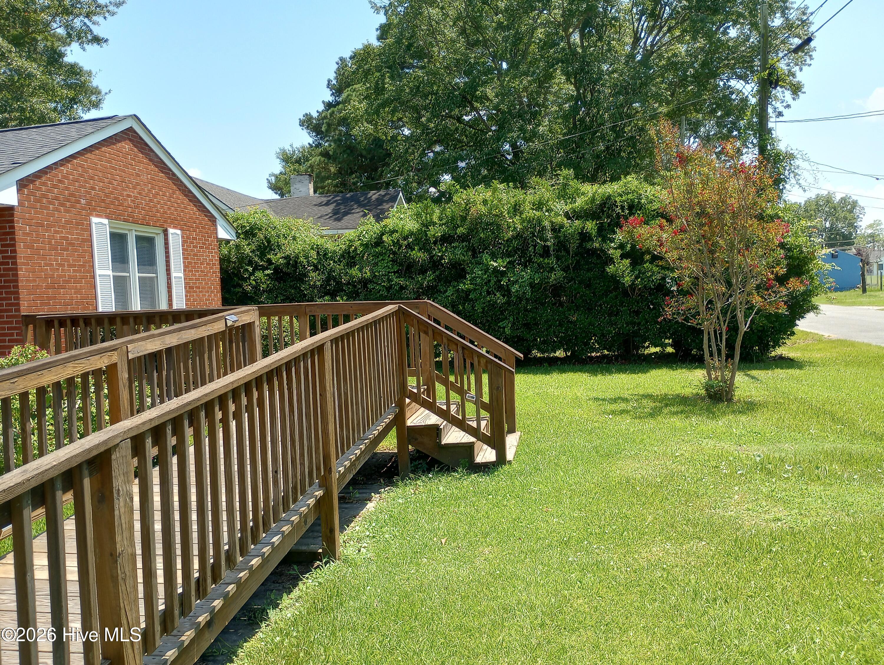 4083 North Pitt Street Ayden, NC 28513 - Photo 5 of 18 4083 Pitt St
