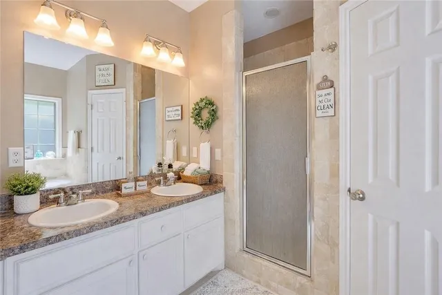 $250,000 | 403 North Coulter Drive, Bryan, TX 77803