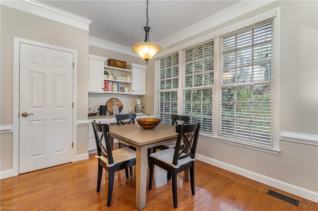 4924 Jessup Grove Road Greensboro, NC 27410 - Photo 6 of 28