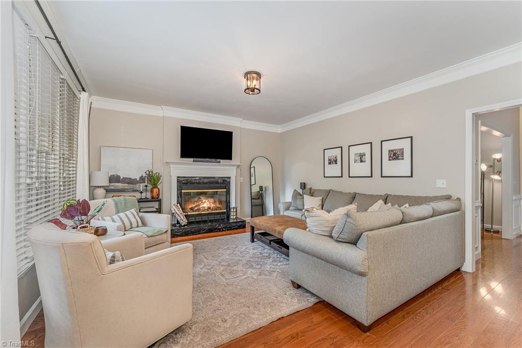 4924 Jessup Grove Road Greensboro, NC 27410 - Photo 7 of 28