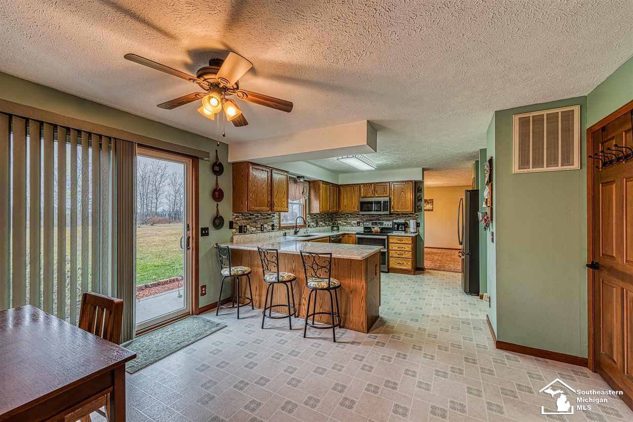 1170 Hubbard Road Monroe, MI 48161 - Photo 4 of 39 31367523-3.JPG