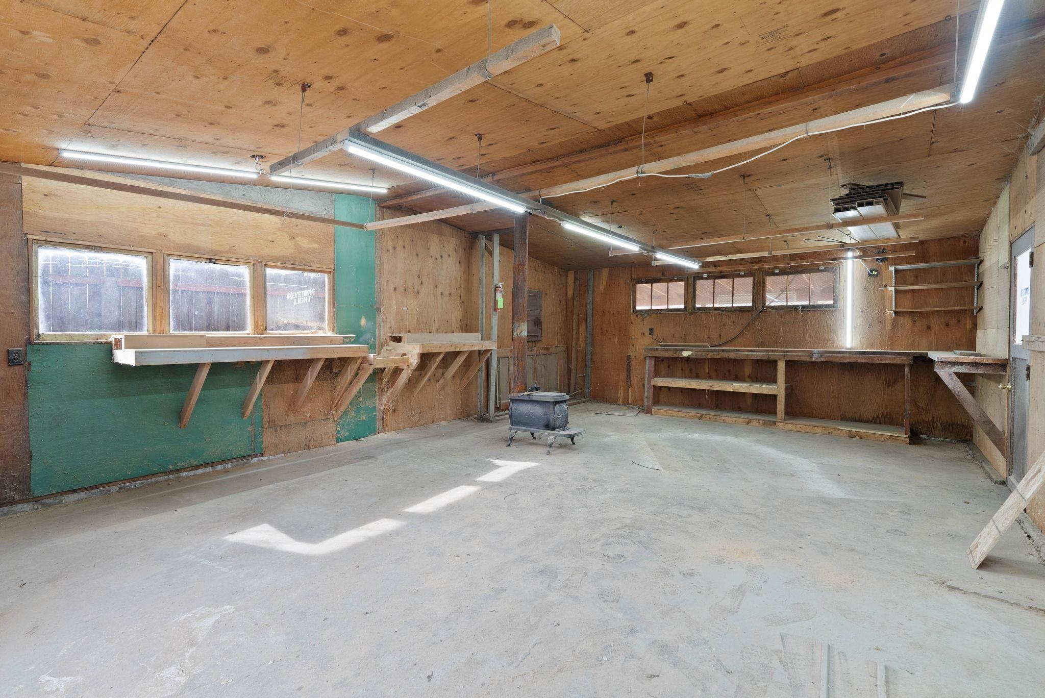 815 North Locust Road Spokane, WA 99206 - Photo 22 of 29