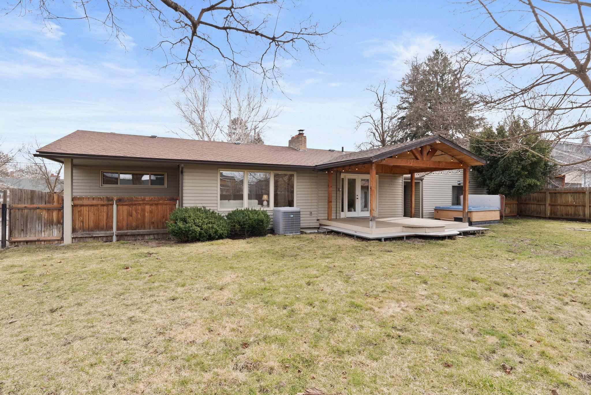 815 North Locust Road Spokane, WA 99206 - Photo 24 of 29