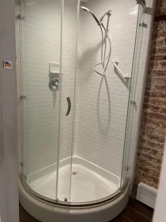 $2,200 | 373-375 3rd Street, Unit B, Jersey City, NJ 07302