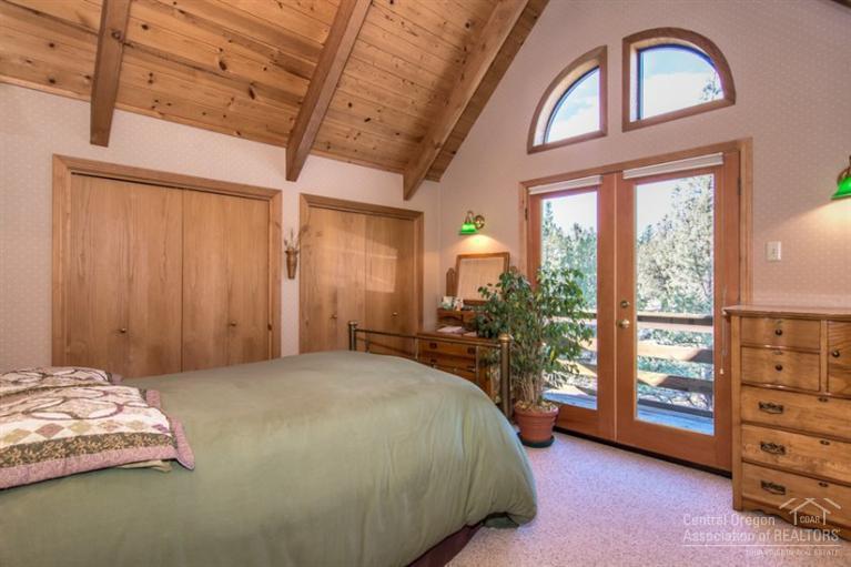 65488 Kentucky Road Bend, OR 97703 - Photo 11 of 20 Additional Photo