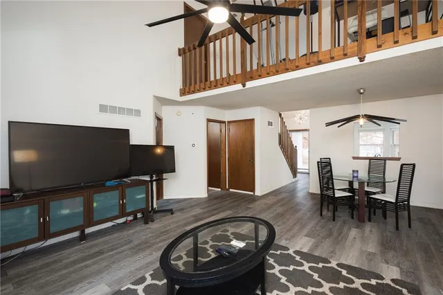 $239,500 | 17105 East 45th Street South, Independence, MO 64055