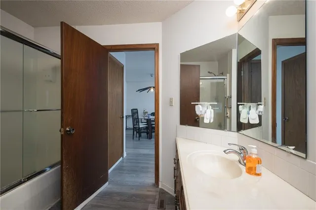 $239,500 | 17105 East 45th Street South, Independence, MO 64055