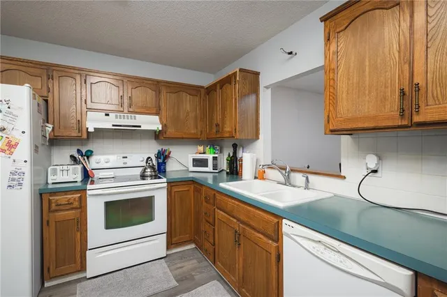 $240,000 | 17105 East 45th Street South, Independence, MO 64055