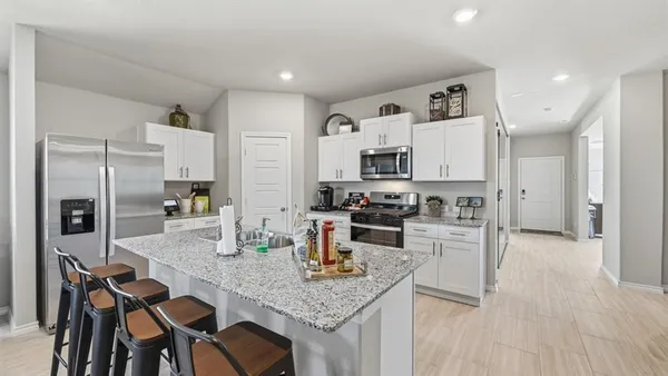 $351,990 | 16617 Laguna Vista Street, Justin, TX 76247