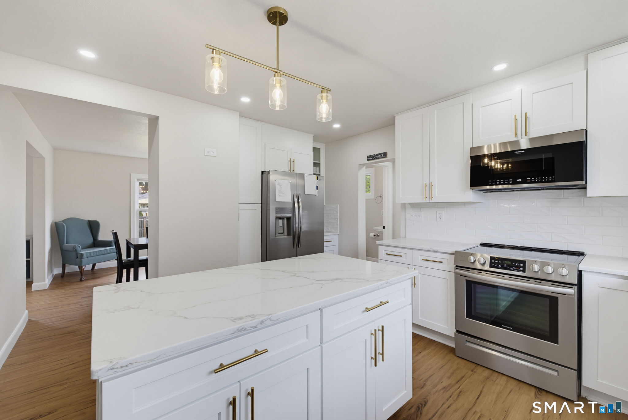 140 Chapel Road South Windsor, CT 06074 - Photo 3 of 37 Gallery Image 3