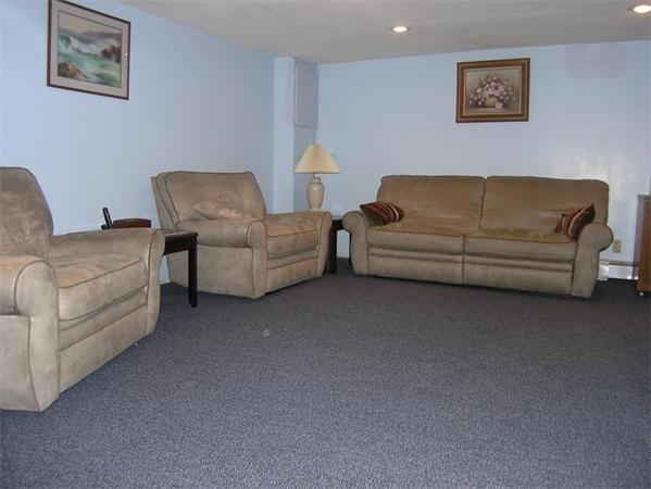 22 Cathy Road Burlington, MA 01803 - Photo 16 of 29 Gallery Image 16