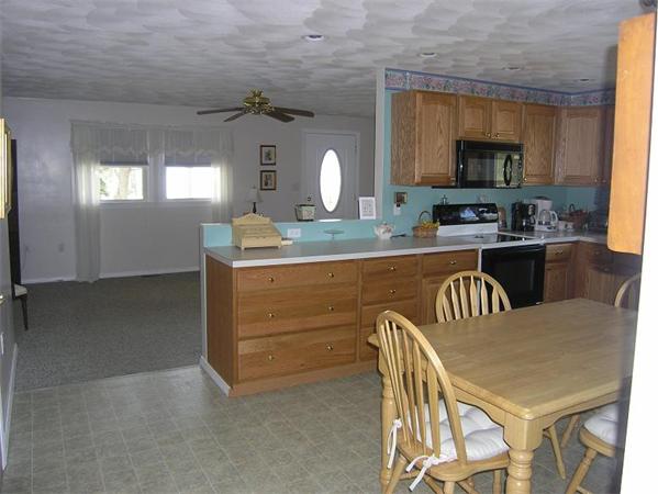 22 Cathy Road Burlington, MA 01803 - Photo 22 of 29 Gallery Image 22