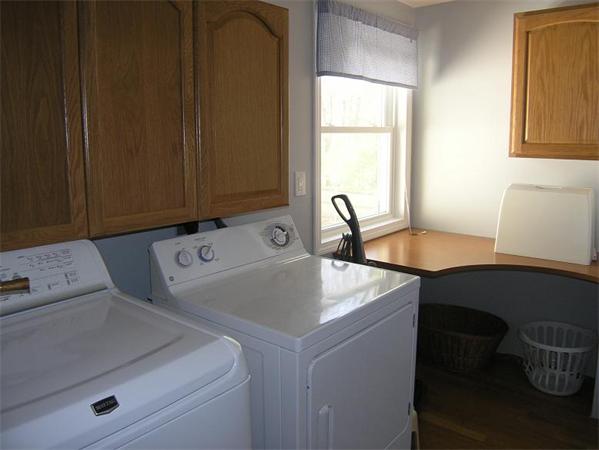 22 Cathy Road Burlington, MA 01803 - Photo 25 of 29 Gallery Image 25