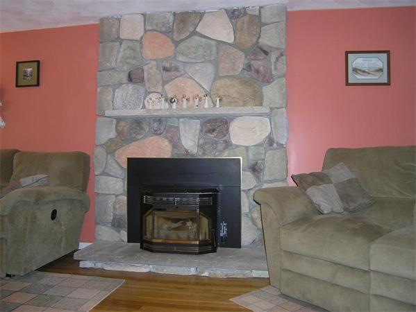 22 Cathy Road Burlington, MA 01803 - Photo 7 of 29 Gallery Image 7