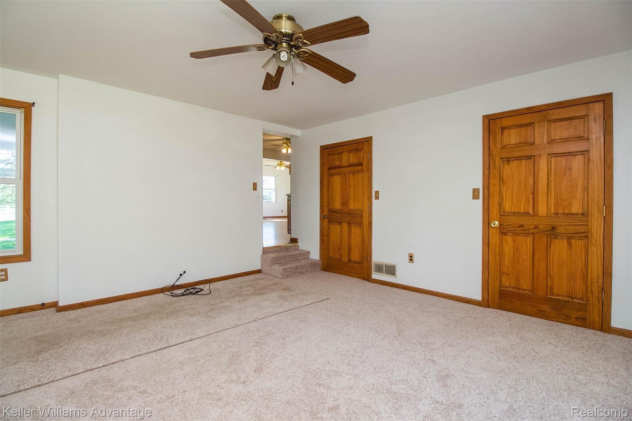 29541 King Road Romulus, MI 48174 - Photo 14 of 43 15.jpg
