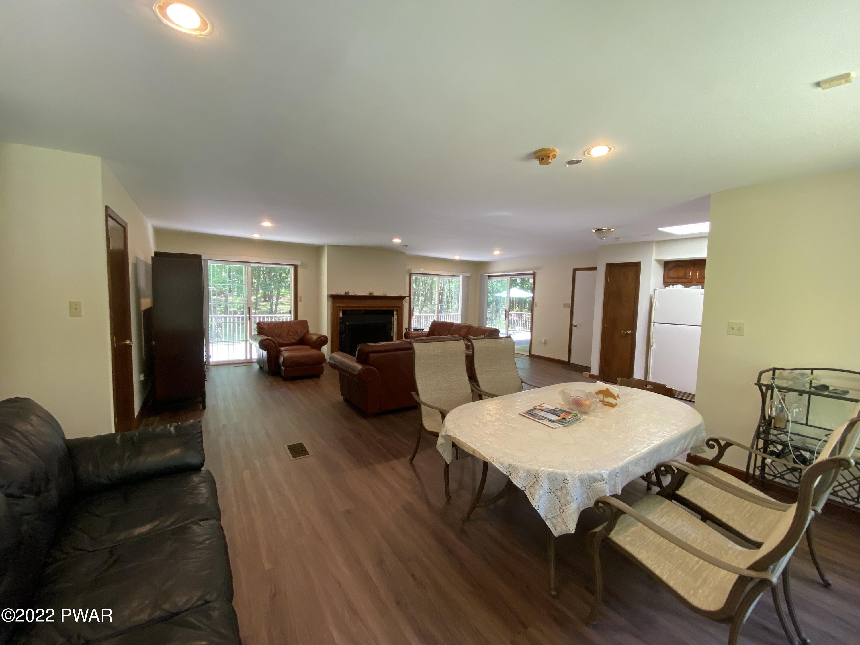 50 Deer Run Road Hawley, PA 18428 - Photo 5 of 19 Great Room
