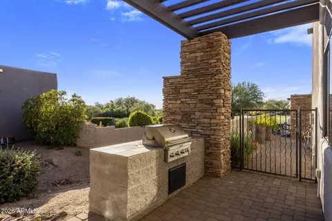 $2,395,000 | 9678 East Hidden Green Drive, Scottsdale, AZ 85262