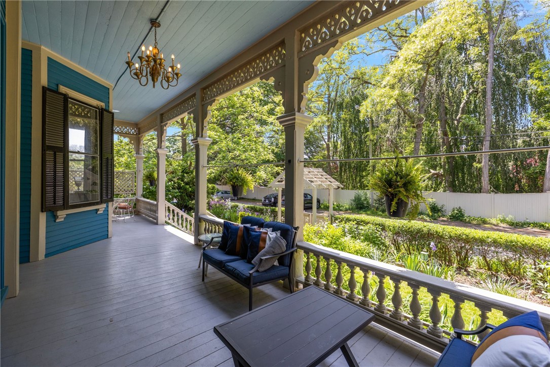 31 Old Beach Road Newport, RI 02840 - Photo 35 of 46 West facing.