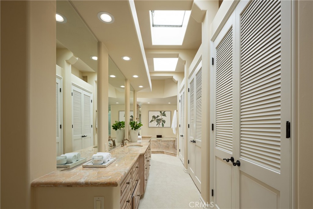 4 Rue Grand Ducal Newport Beach, CA 92660 - Photo 32 of 38