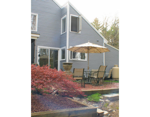 229 Wattaquadock Hill Road Bolton, MA 01740 - Photo 6 of 29