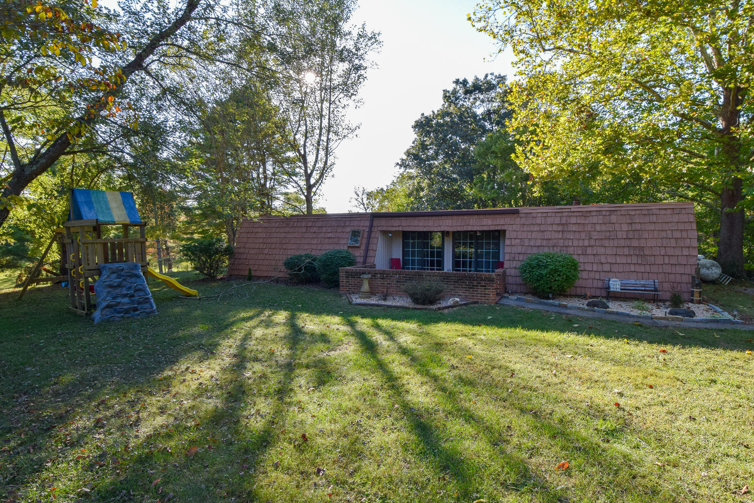 353 Cox Road Troutville, VA 24175 - Photo 1 of 27 353 Cox Rd Troutville VA 24175-large-001