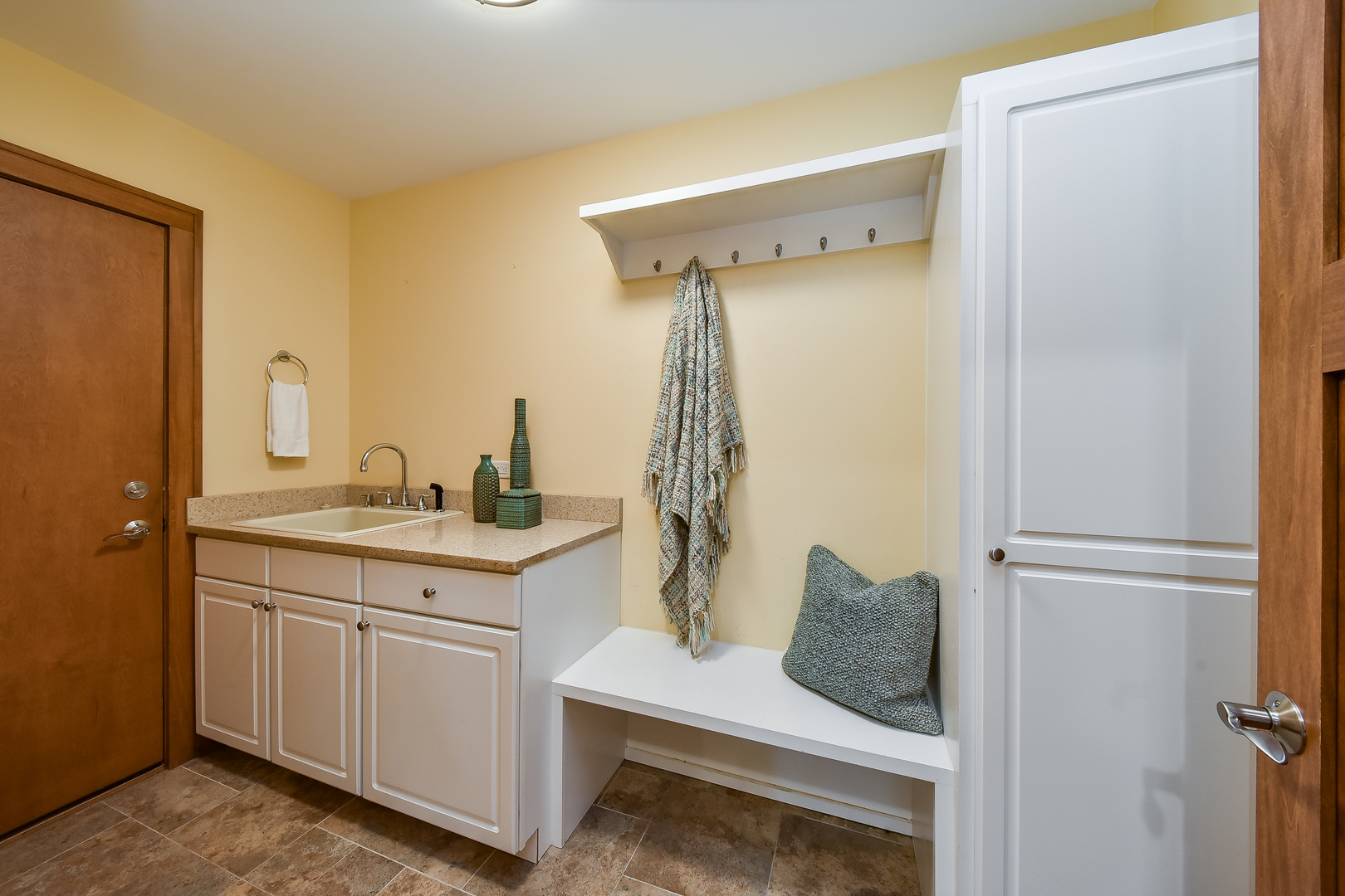 226 Spring Avenue Naperville, IL 60540 - Photo 16 of 46