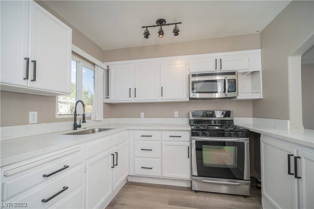 17 Laswell Street Henderson, NV 89015 - Photo 17 of 25